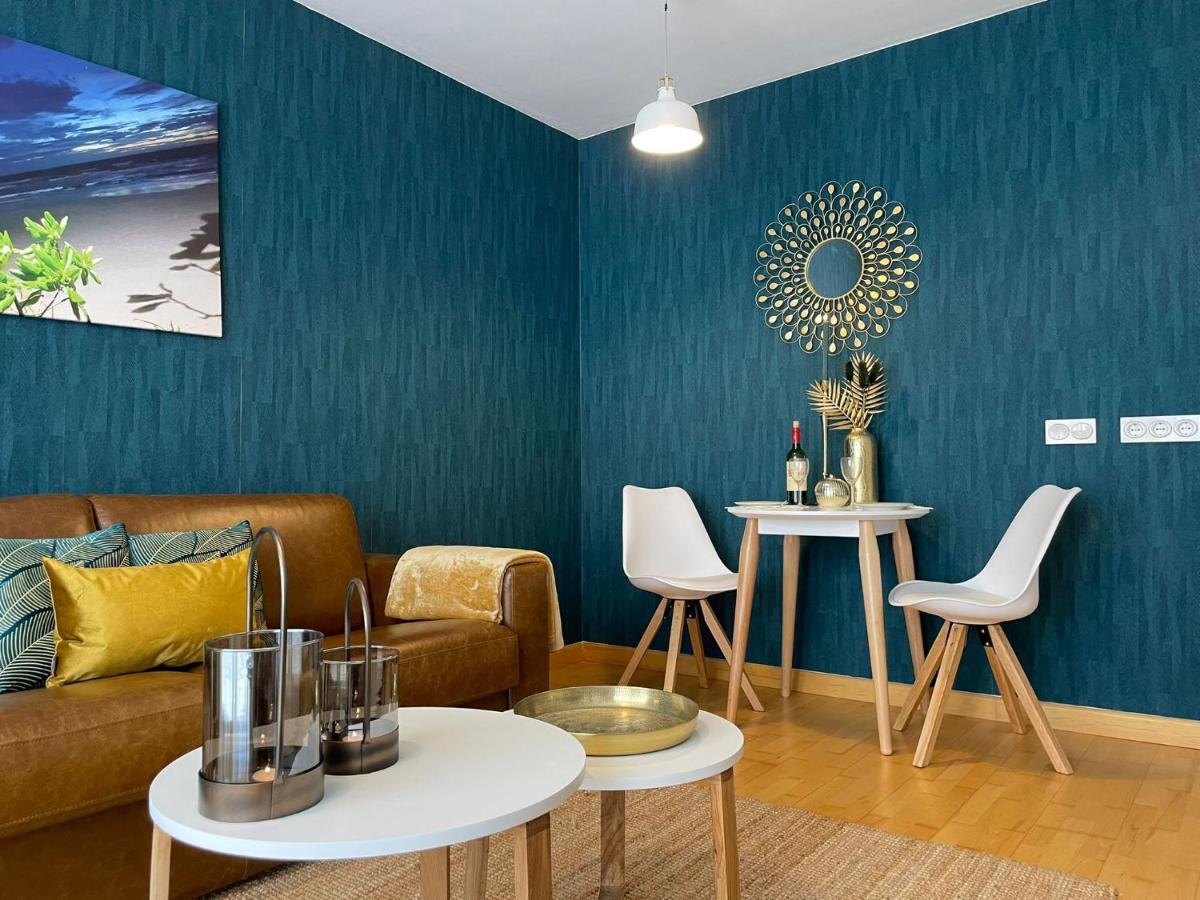 A Space That Feels Like Home With Private Parking Malaga Zewnętrze zdjęcie