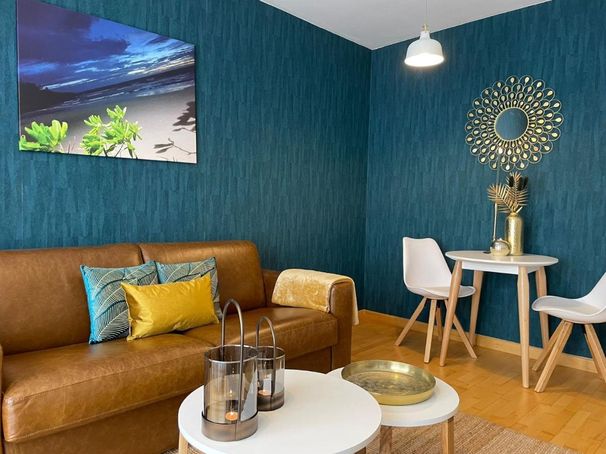 A Space That Feels Like Home With Private Parking Malaga Zewnętrze zdjęcie
