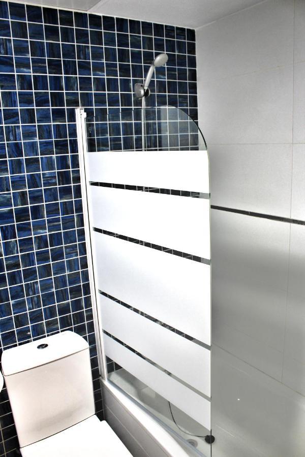 A Space That Feels Like Home With Private Parking Malaga Zewnętrze zdjęcie